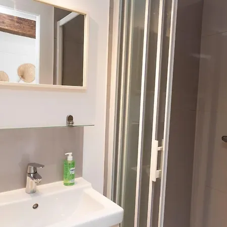 アパート En Plein Coeur Du Centre-ville カーン